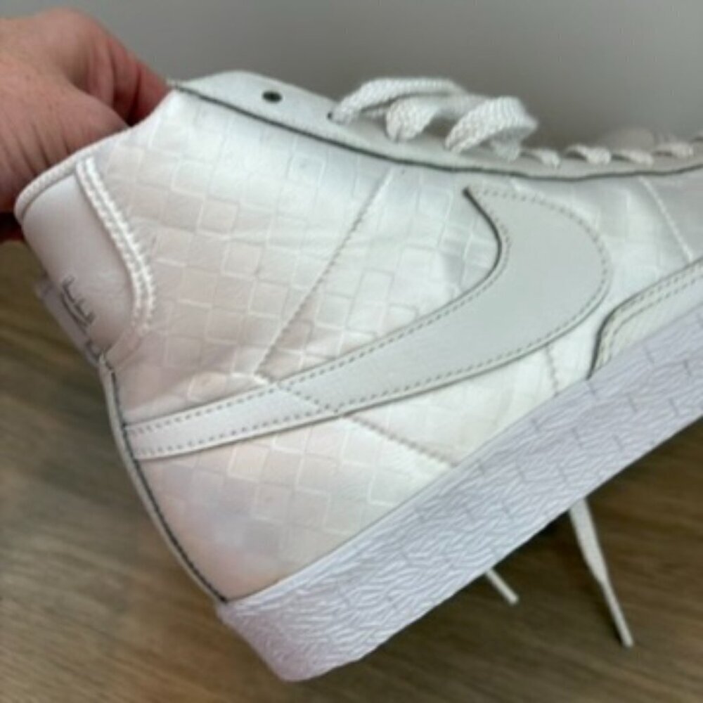** Vintage 2008 Nike Blazer Mid '09 Premium White Snakeskin Checker Size 9 - Picture 5 of 9
